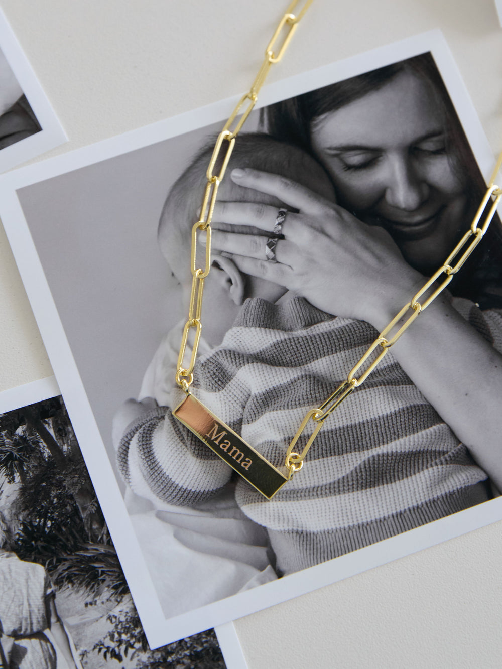 Mama Chain and Bar Necklace